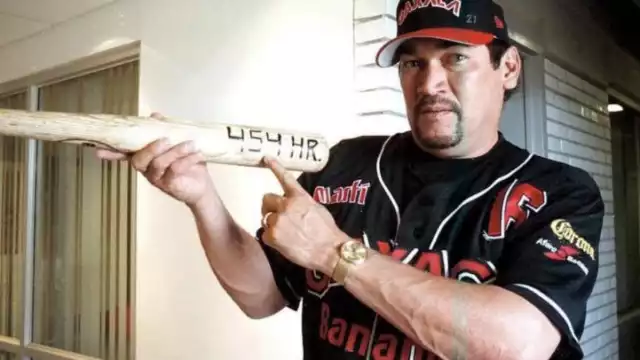 Entre luces y fierros, se apagó la estrella del béisbol campechano