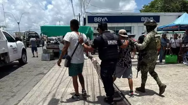 Las autoridades hallaron tijeras usadas en el pleito