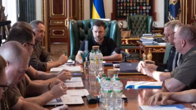 El presidente e Ucrania, Volodimir Zelkenski, también presentará su plan de paz a Kamala Harris y Donald Trump