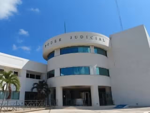 Señalan de uso de información privilegiada para inscripción.