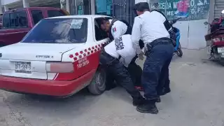 Detienen a franeleros en Escárcega por exigir dinero y agredir a ciudadanos 