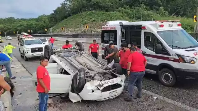 Accidente en la Curva del Diablo, kilómetro 56 de la carretera Mérida–Campeche.