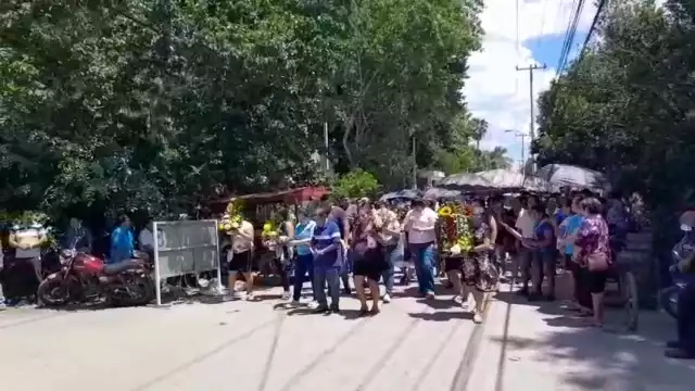 Con rosario despiden a encargada de Sembrando Vida fallecida en accidente en Campeche