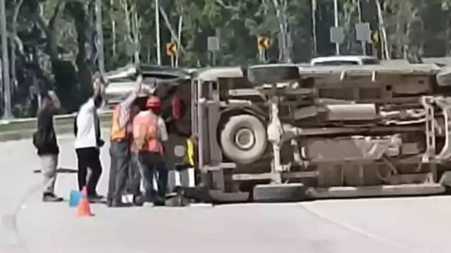 Elementos de emergencias se trasladaron al sitio para auxiliar a los heridos