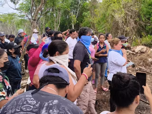 Se comprometieron a revisar los documentos antes de tomar una decisión definitiva sobre su permanencia en el lugar