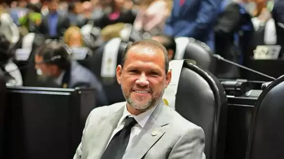 El senador Daniel Barreda Pavón abandona Movimiento Ciudadano (MC) para unirse al Partido Verde Ecologista de México