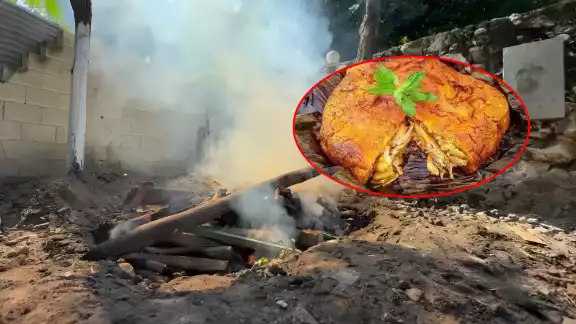 En Campeche, el pibipollo es más que un platillo: es una ofrenda ancestral del Hanal Pixán. En Campeche, el pibipollo es más que un platillo: es una ofrenda ancestral del Hanal Pixán.