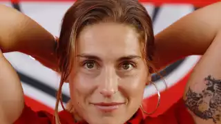 Alexia Putellas reacciona a mensajes del Chicharito Hernández en medio de la inauguración de campo de fútbol