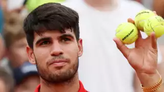 Con todo y récord, Carlos Alcaraz se encamina al podio en tenis olímpico en  París 2024