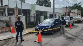 Grave una policía atropellada en Mérida: Conductor se dio a la fuga y su auto fue asegurado