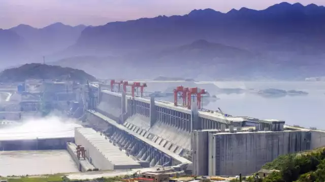 La Presa de las Tres Gargantas afecta la rotación del planeta.