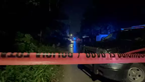 Vecinos fueron quienes alertaron a las autoridades al percatarse del cuerpo
