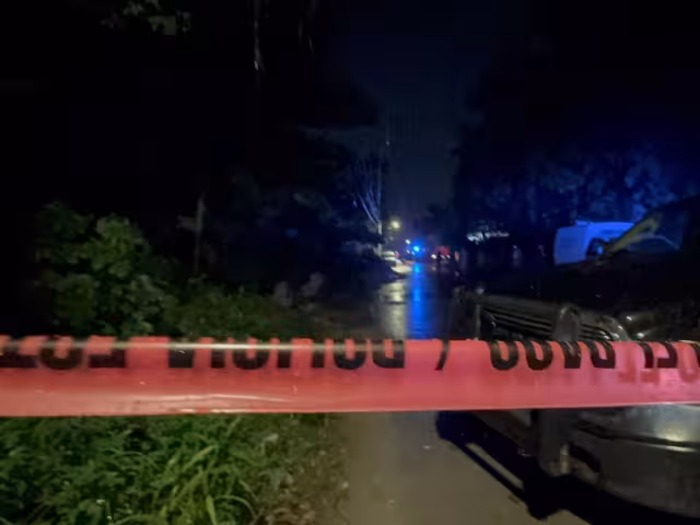 Vecinos fueron quienes alertaron a las autoridades al percatarse del cuerpo