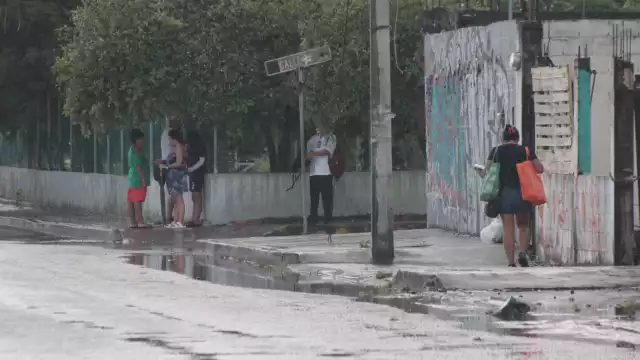 Durante el día se presentarán algunos chubascos, por lo que recomiendan salir protegidos