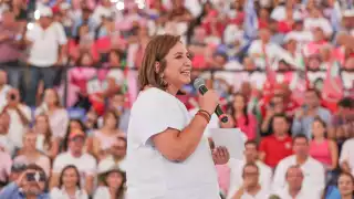 Xóchitl Gálvez llega a Mérida en vuelo privado y bajo un fuerte dispositivo de seguridad