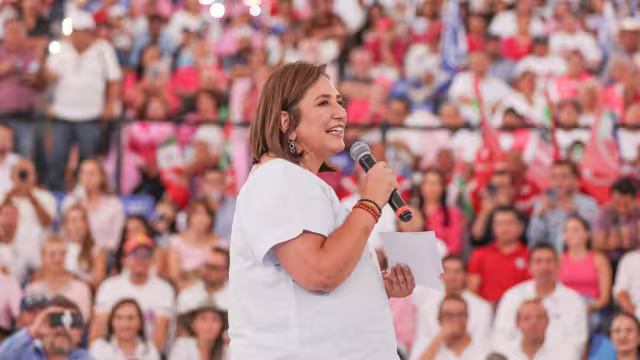 Xóchitl Gálvez llegó a Mérida desde Querétaro, pero lo hizo en un avión privado