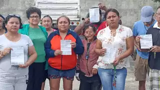 Los recibos de luz llegan puntualmente aunque carecen de agua desde hace meses