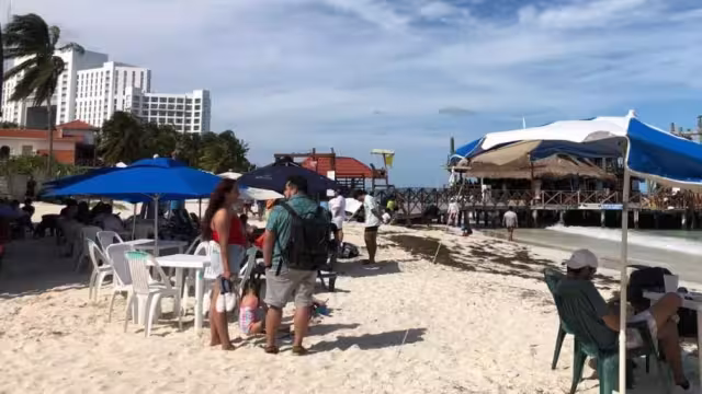 Extorsiones en la Zona Hotelera aumentan; detienen a tres hombres por pedir "derecho de piso"