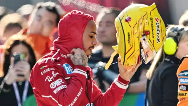 Hamilton vuelve a los reflectores