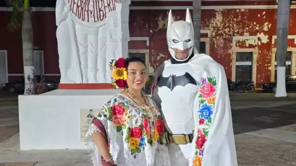Surge el Batman yucateco en Motul