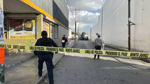 La víctima recibió al menos cuatro impactos, por lo que fue llevado al Hospital General La víctima recibió al menos cuatro impactos, por lo que fue llevado al Hospital General