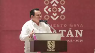 Joaquín 'Huacho' Díaz Mena encabeza mesa de consulta del Plan Estatal de Desarrollo 