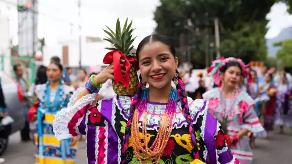 Flor de Piña es una de las danzas más aplaudidas durante la Guelaguetza en Oaxaca