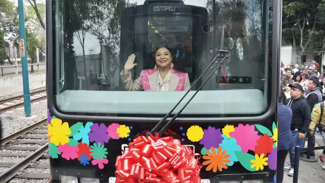 CDMX recibe Mención Honorífica por transportación pública sustentable.