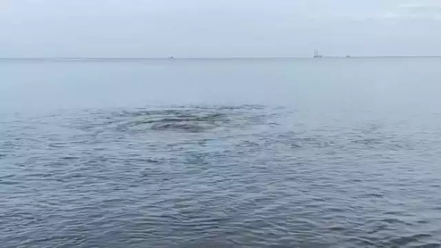 José Itza logró captar un ojo de agua en la playa de Seybaplaya