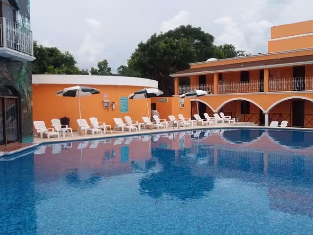 La ciudadanía considera que los gastos son innecesarios para los requirimientos de los trabajadores del instituto