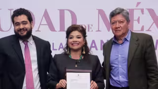 Clara Brugada propone regresar la licencia de conducir permanente en la CDMX