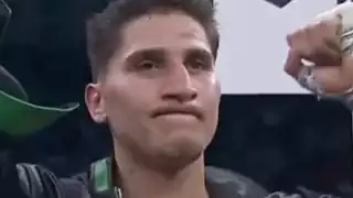 Marco Verde venció por decisión unánime a Raphael Igbokwe