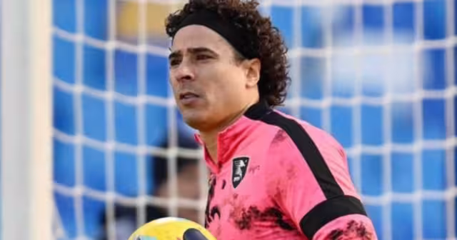 Ochoa fue presentado esta semana con su nuevo equipo 