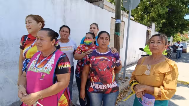 El corte de luz ha creado una serie de incomodidades en los últimos días por el tremendo calor, lo que aumenta el enojo