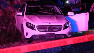 Cuerpo sin vida es abandonado dentro de lujoso auto en la México-Acapulco