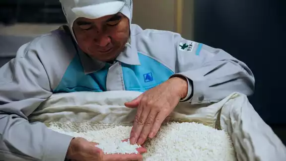 Destilería japonesa intentará hacer un sake en el espacio. Destilería japonesa intentará hacer un sake en el espacio.