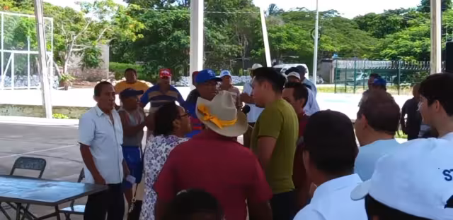 Denuncian campesinos irregularidades en su retribución por la construcción del gasoducto Cuxtal II