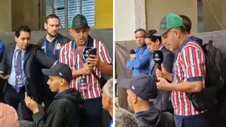 Aficionado de Chivas confronta a Óscar García y pide su renuncia en conferencia de prensa