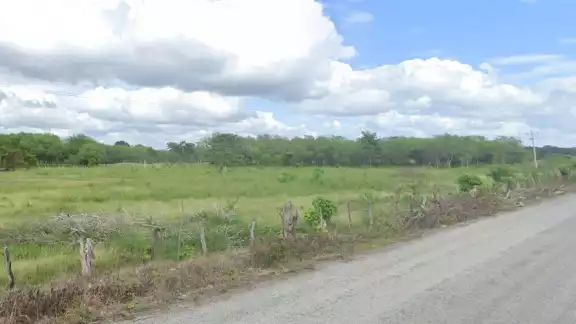 Un hombre fue hallado sin vida cerca de una parcela en Ley de Reforma Agraria, Champotón.