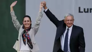 AMLO felicita a Claudia Sheinbaum por su nombramiento como la primera presidenta de México: VIDEO 