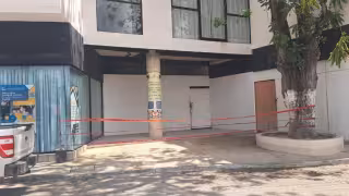 Disparan al menos 10 veces contra oficinas en Tulum; no hubo personas lesionadas