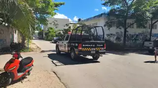 La lesionada fue trasladada al hospital por paramédicos en donde permanece estable