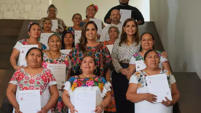 La Gobernadora Mara Lezama reconoció la importancia cultural de las y los cocineros.