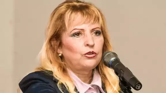 Cuerpos de la alcaldesa Yolanda Sánchez y su escolta son trasladados a Michoacán Cuerpos de la alcaldesa Yolanda Sánchez y su escolta son trasladados a Michoacán