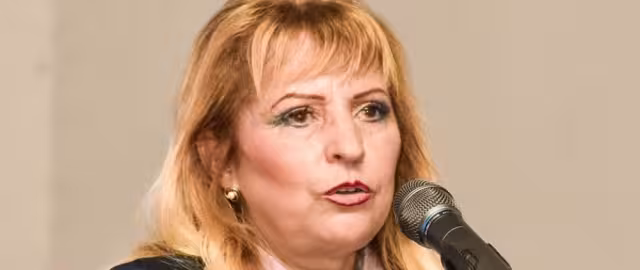 Cuerpos de la alcaldesa Yolanda Sánchez y su escolta son trasladados a Michoacán