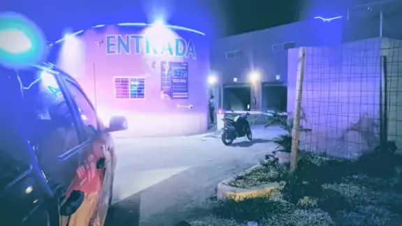 El sujeto quien realizó la denuncia había visto a su pareja ingresar al motel con otro hombre El sujeto quien realizó la denuncia había visto a su pareja ingresar al motel con otro hombre