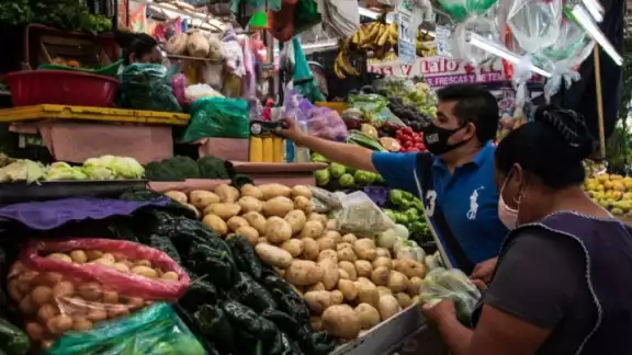 La presión inflacionaria provino principalmente de servicios y mercancías