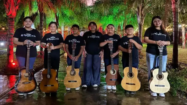 Bajo la dirección del maestro Sergio Adrián Narváez Franco, estos jóvenes artistas han iniciado una prometedora trayectoria musical