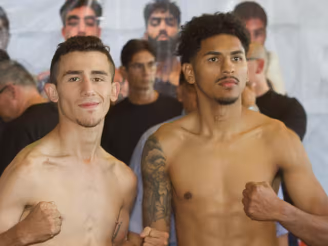 Pablo “Rojo” Peraza marcó en la báscula 61.300 kilogramos, mientras que su rival, Ángel ‘Mantequillita’ Nápoles tuvo 62.000 kilos