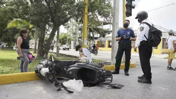 A la semana, el IMSS atiende hasta 30 personas que sufrieron incidentes, algunos usando cascos que incumplen las normas